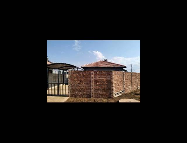 2 BEDROOM HOUSE FOR SALE IN PROTEA GLEN